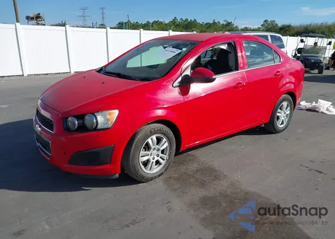 2015 Chevrolet Sonic Lt Auto z USA, uszkodzony, nr VIN 1G1JC5SH8F4180432
